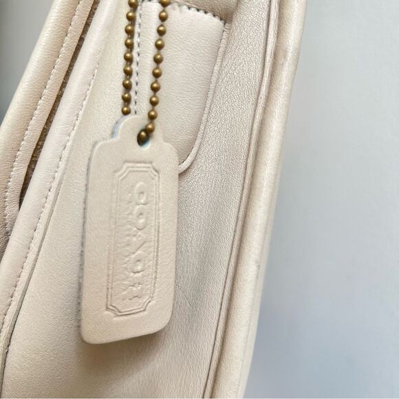 Vintage COACH City Bag Bone Leather Shoulder Crossbody Handbag - Picture 15 of 15